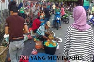 Satpol PP Rohil Tertibkan PKL Nakal Di Eks Pasar Tangko