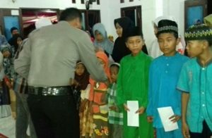 Kepolisian , Perusahaan Dan Masyarakat Bukber, Duafa , Anak Yatim , Dapat Santunan