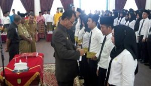 Pengambilan Sumpah , Penyerahan 404 SK PNS Thn 2013-2014 , SK CPNS Thn 2017 Bupati Rohil H.Suyatno.Ap.