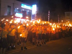 Peserta Pawai Obor Sambut HUT RI ke-72 di Rohil