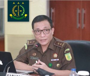 Tim Tabur Kejagung RI Bersama Tim Tabur dari , Kejati Sumbar , Kejati Aceh dan Kejari Aceh Selatan , Berhasil mengamankan Tersangka S alias B buron Tipikor