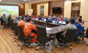 Studi Banding Pengelolaan Goodhousekeeping, PT KPI RU Dumai Kunjungi Badak LNG