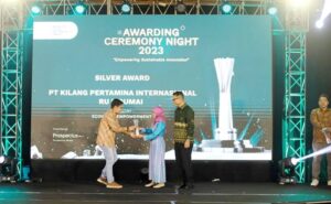 Berdampak Positif Bagi Lingkungan, Program Sedekah Jelantah PT KPI Unit Dumai Terima Penghargaan ISRA 2023