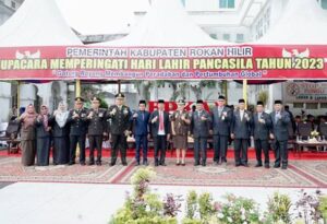 Pemkab.Rokan Hilir Laksanakan Upacara , Perigati Hari Lahir Pancasila 1 Juni 2023 Di Halaman BPKAD