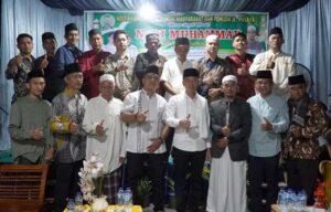 Bupati Rohil Afrizal Sintong , Hadir Dalam Peringatan Maulid Nabi Muhamad SAW Di jalan Pusara