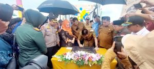 Bupati Rohil Resmikan Jembatan Penyeberangan dengan Anggaran APBD Sebesar ± Rp. 33 M