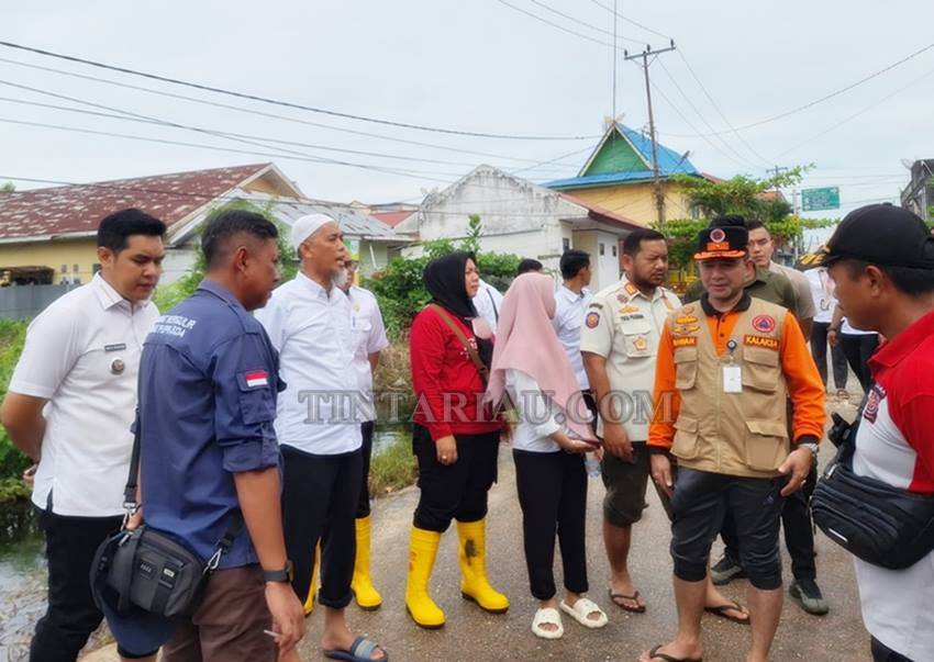 Walikota Dumai Minta BPBD Tetap Siaga Dalam Kondisi Banjir