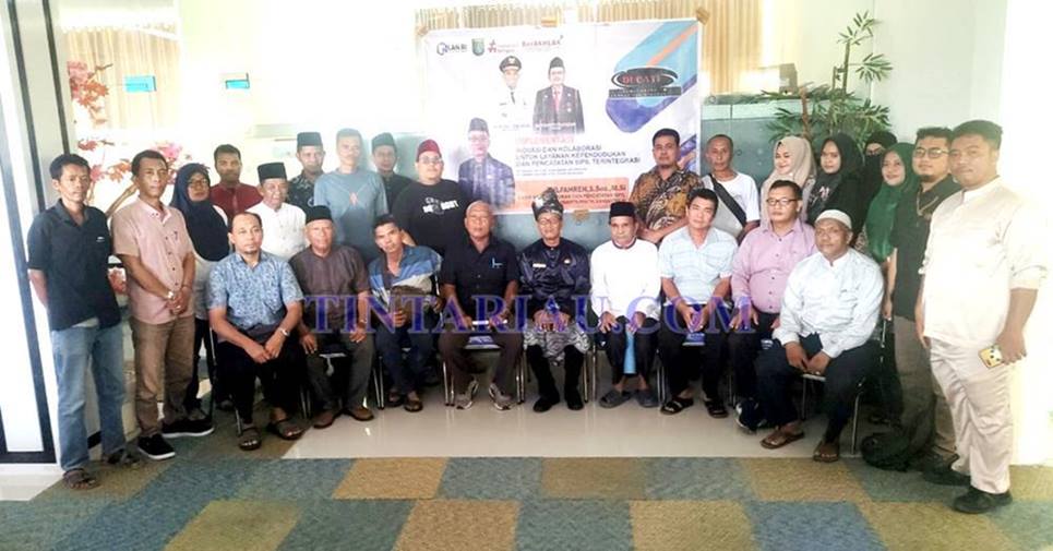 Zulfahren,S.Sos,.M.Si, Berikan Pelatihan Terkait Pengggunaan Aplikasi Buku Pokok Pemakaman ( BPP )