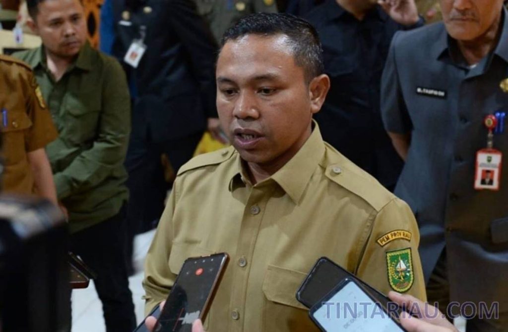 Gubernur Riau Fokus Penyelesaian Jalan Lintas Pesisir Sinaboi-Dumai, Jembatan Mangkrak Jadi Prioritas