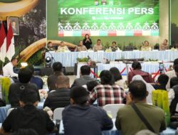 Dirreskrimsus Polda Riau, Ade Kuncoro, memaparkan konstruksi perkara secara rinci