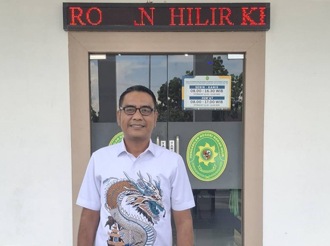 Cassarolly Sinaga,S.H.,M.H.